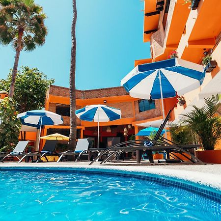 Boutique Hotel & Suites Hacienda Lord Twigg Пуерто-Вальярта Екстер'єр фото